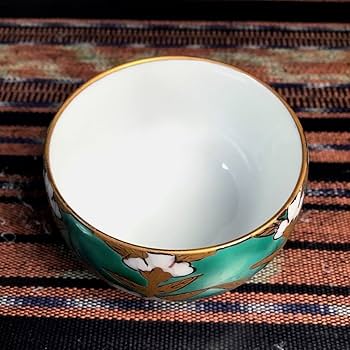 ◆お重＋酒器セット◆色絵 染錦 金彩 徳利 お猪口 盃 三段重 重箱 有田焼 Amazon.co.jp: ＊有田焼 若山 錦更紗 三段重 重箱 蓋付き重ね鉢